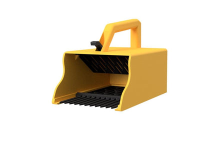 Berry Buddy – Handheld Berry Picker with Built-In Comb & Collection Box.