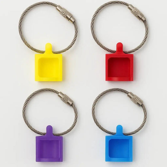 Syringe clip holder for attaching to compatible healthcare work gear