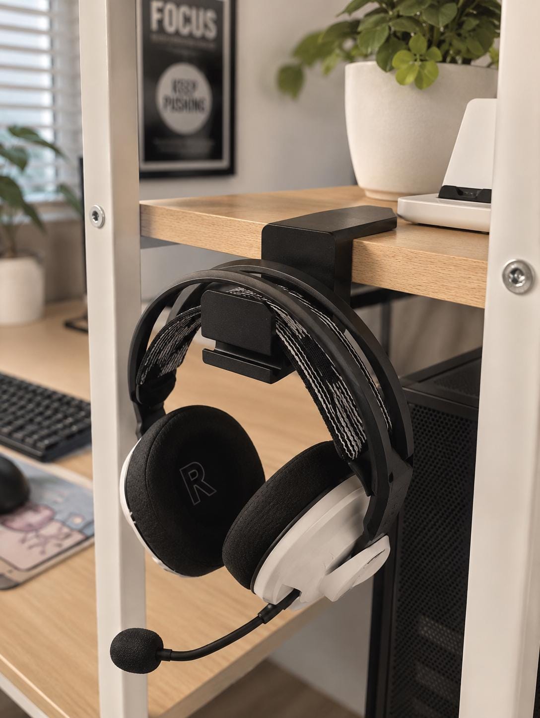 Adjustable Desk Headphone Holder.